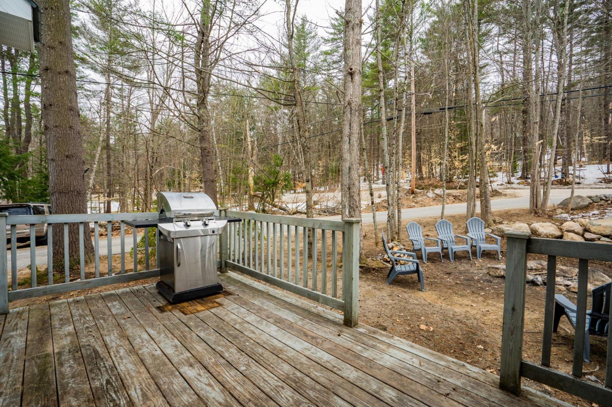Thomas Trail - Game Room, Fire Pit, 1 Min To Ski Mountain & Shared Beach! Bridgton Exterior photo